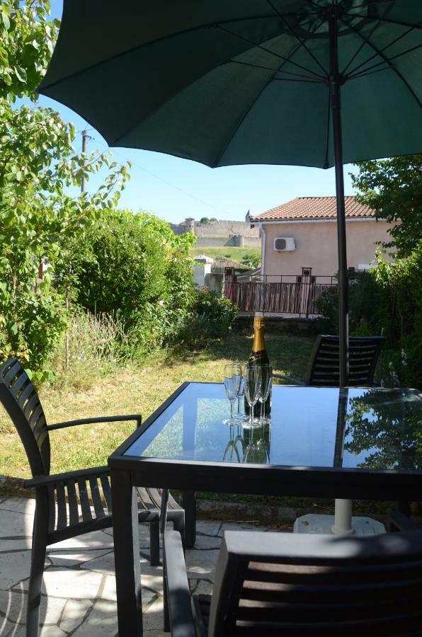 Jardin Du Petit Gatsby Daire Carcassonne Dış mekan fotoğraf